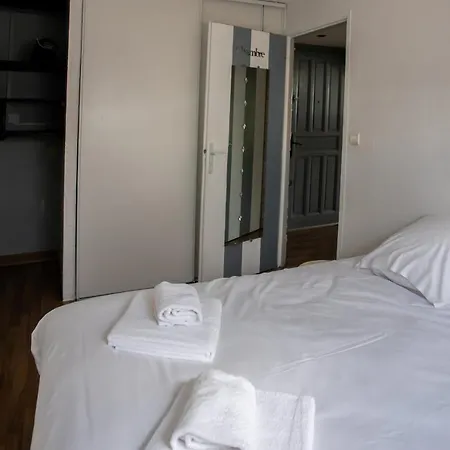 Dupl'aix Furnished Flat 엑스레뱅